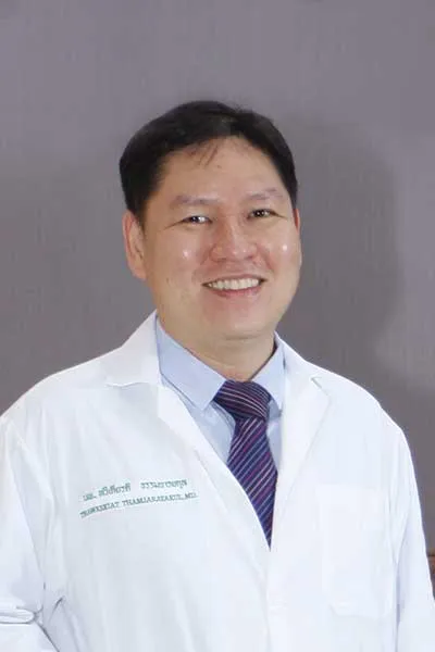 dr.thaweekiat-05
